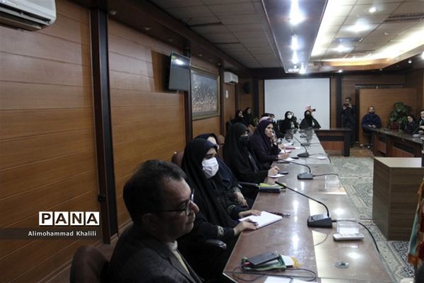 برگزاری کارگاه آموزشی روایت نویسی ویژه مربیان و دانش‌آموز خبرنگاران خبرگزاری پانا در شیراز