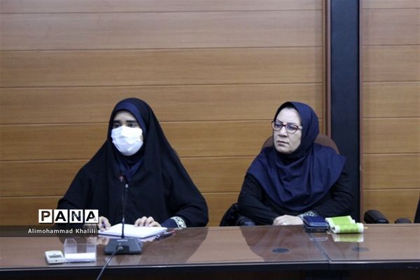 برگزاری کارگاه آموزشی روایت نویسی ویژه مربیان و دانش‌آموز خبرنگاران خبرگزاری پانا در شیراز