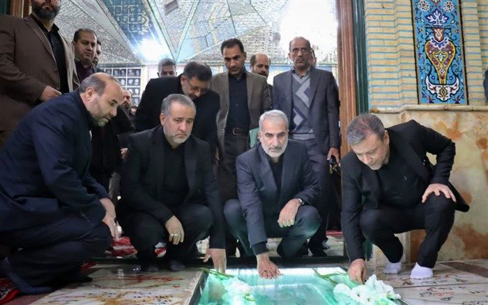 وزیر آموزش و پرورش به مقام شامخ شهدای سمنان ادای احترام کرد