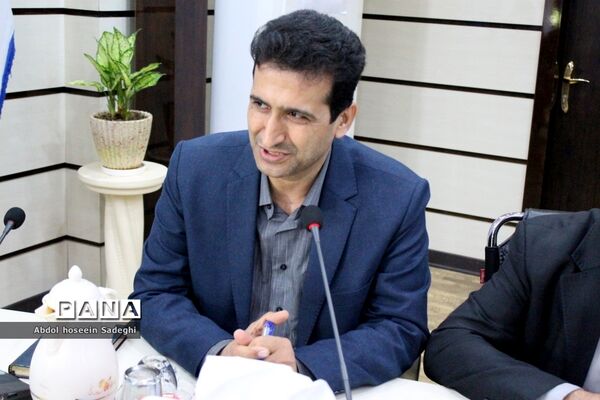 نشست هماهنگی برگزاری مراسم یادواره شهدا در آموزش و پرورش استان بوشهر