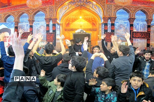 عزاداری دانش‌آموزان شهرستان پردیس در روز شهادت حضرت فاطمه زهرا(س)