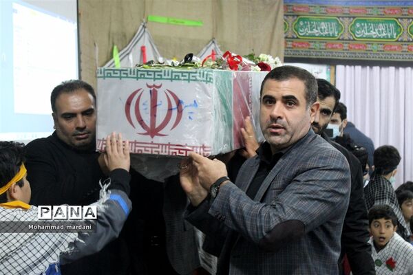 به صدا درآمدن زنگ استقبال از لاله‌های سرخ در ساری