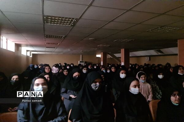 گرامیداشت شهادت بانوی دو عالم در دبیرستان فرهنگ منطقه ۱۳