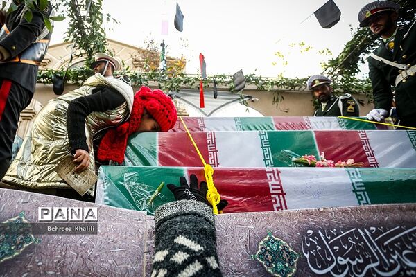 تشییع پیکر ۲۰۰ شهید گمنام دفاع مقدس در تهران