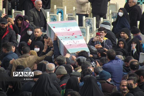 تشییع پیکر پاک شهدا گمنام در سالروز شهادت حضرت زهرا (س) در اصفهان
