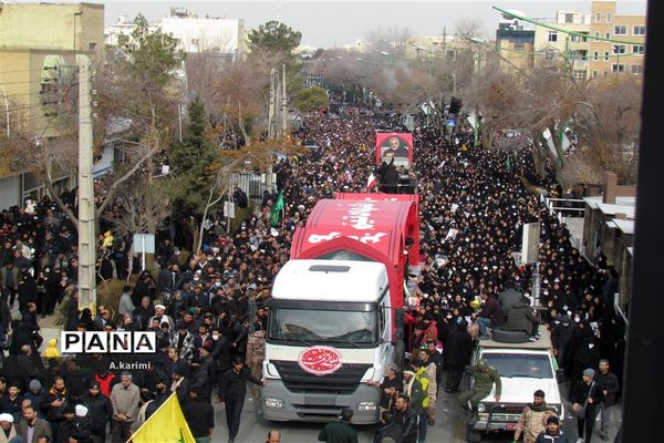 تشییع پیکر پاک شهدا گمنام در سالروز شهادت حضرت زهرا (س) در اصفهان
