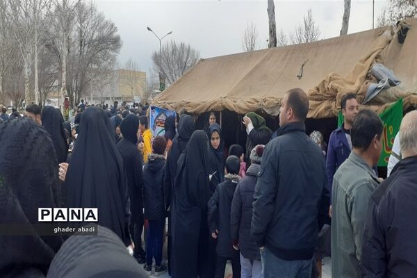 تشییع و تدفین شهید رحمان خسروانیان در قادرآباد
