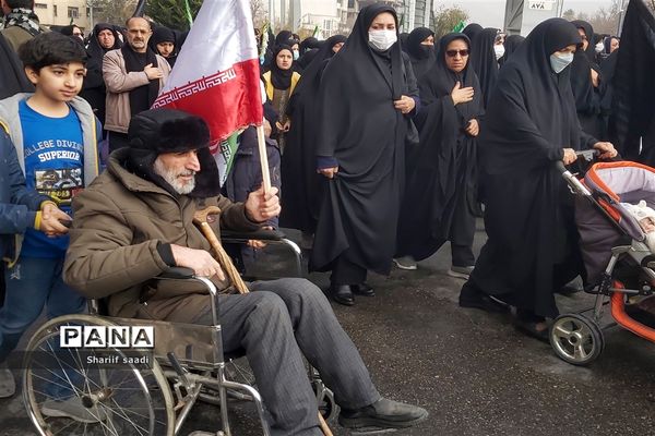 مراسم تشییع هشت تن از شهدای گمنام دوران دفاع مقدس در شیراز