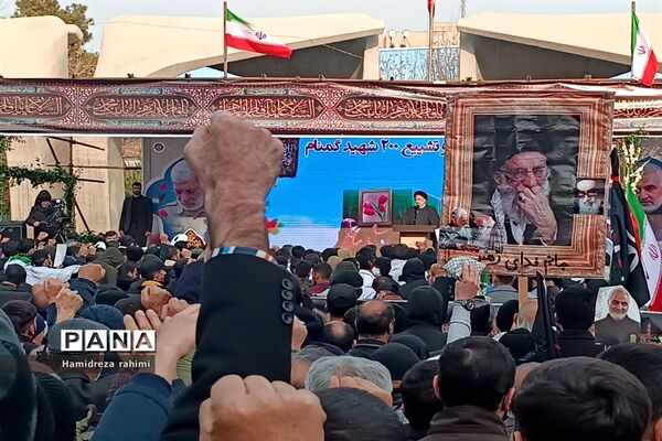 تشییع پیکر مطهر ٢٠٠ شهید گمنام در تهران