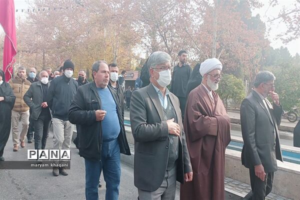 تشییع هشت شهید گمنام در شیراز