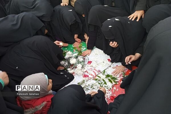 تشییع و خاکسپاری شهدای گمنام در قم