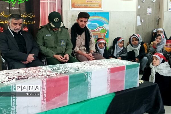 تشییع شهید گمنام در مدارس کاشان