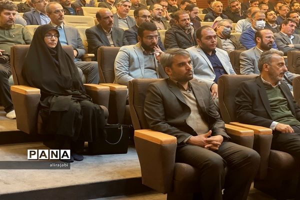 تجدیدمیثاق با اامام راحل در سالروز تاسیس نهضت سواد‌آموزی