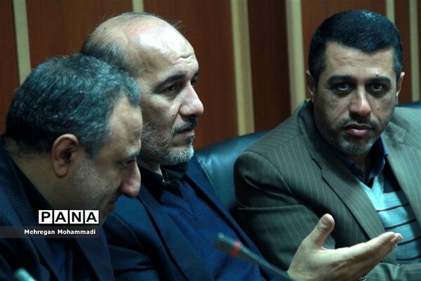 نشست شورای استانی معاونت پرورشی و فرهنگی