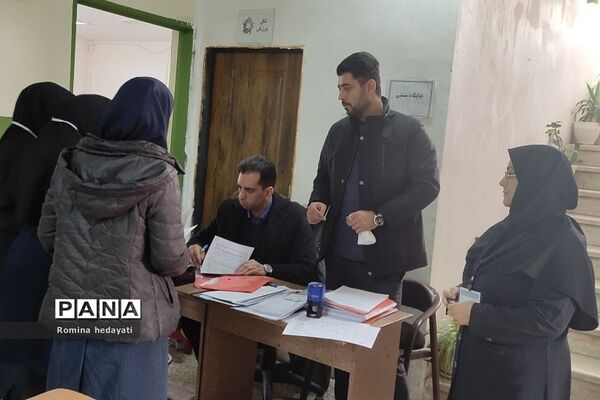 برگزاری منظم امتحانات دی‌ماه هنرستان مبتکران رودهن