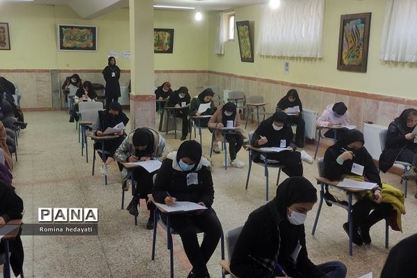 برگزاری منظم امتحانات دی‌ماه هنرستان مبتکران رودهن