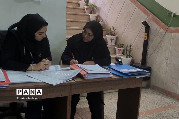 برگزاری منظم امتحانات دی‌ماه هنرستان مبتکران رودهن