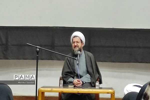 همایش دانش‌آموزان تراز انقلاب اسلامی در بوشهر