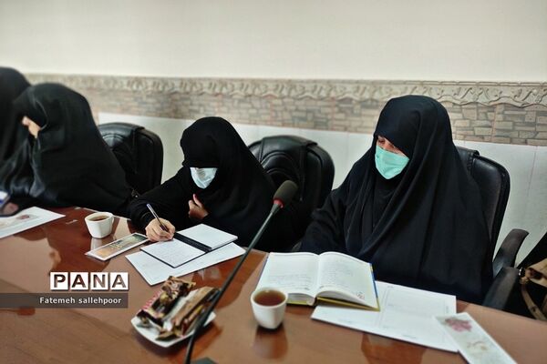 برگزاری جلسه توانمند‌سازی روحانیون طرح امین  در قرچک