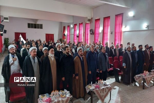نشست روشنگری یوم الله ۹ دی در شهرستان بهارستان
