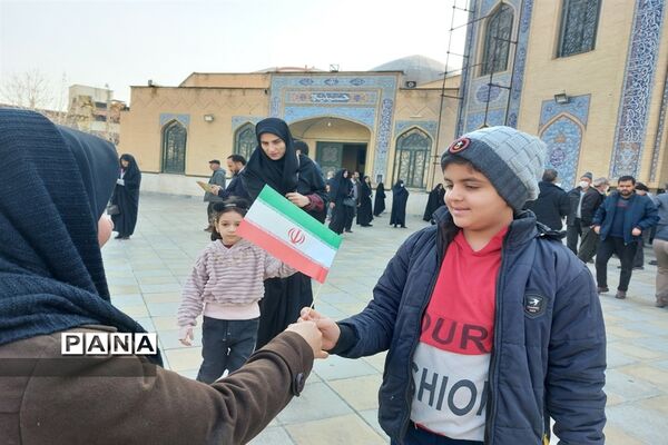 تجمع پرچمداران بصیرت در نمازجمعه ملارد