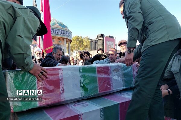 زمستان نایین با حضور کاروان اهالی بهشت، بهاری شد