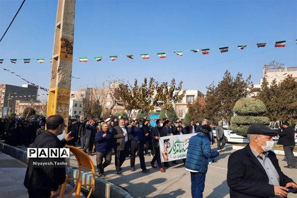 راهپیمایی حماسه نهم دی در شهرستان پاکدشت