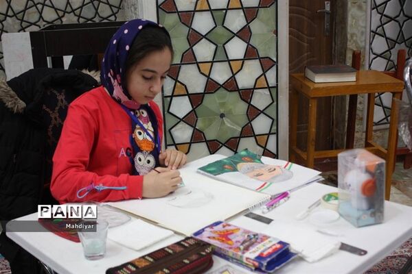مسابقه نقاشی دانش‌آموزی در سالگرد شهادت حاج قاسم سلیمانی