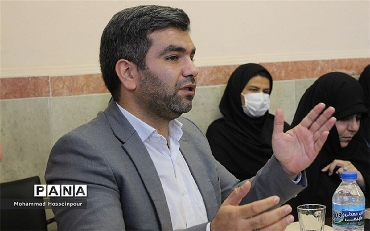 حماسه یوم‌الله نهم دی، ظرفیتی عظیم برای عبور از فتنه‌ها است