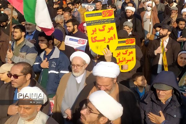 جلوه‌هایی از راهپیمایی یوم الله ۹ دی در قم