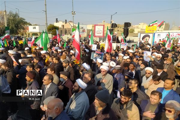 جلوه‌هایی از راهپیمایی یوم الله ۹ دی در قم