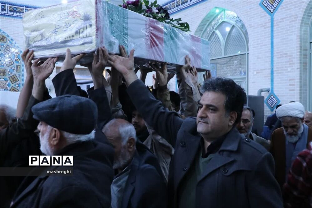 وداع با شهید گمنام دفاع مقدس در کاشان