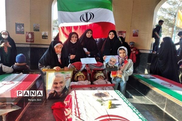 تشییع پیکر مقدس دو شهید دفاع مقدس در شهرک شهید نامجو پاکدشت