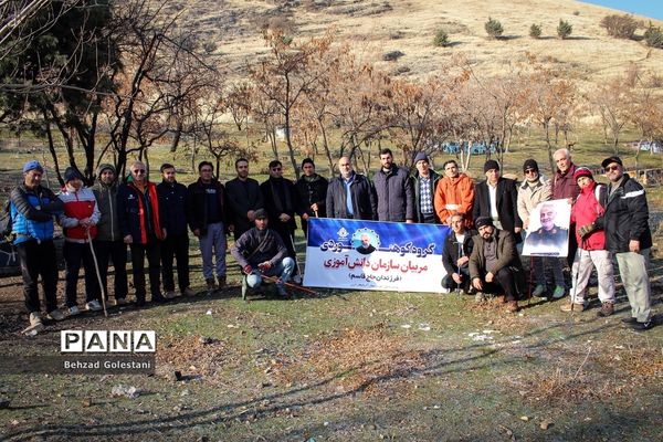 کوهپیمایی مربیان سازمان دانش‌آموزی آذربایجان غربی