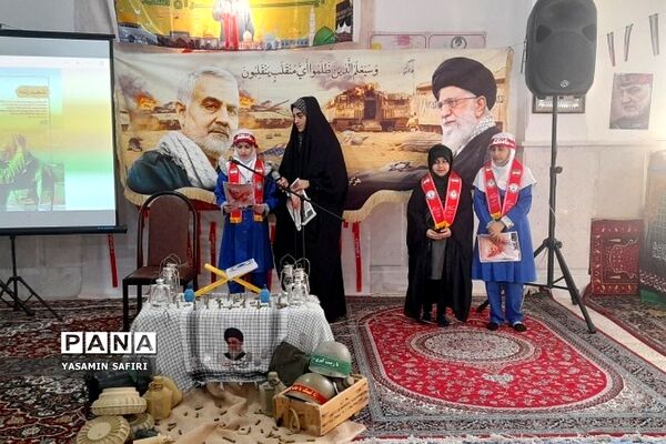 مراسم سومین ساگرد شهادت حاج قاسم سلیمانی توسط دانش‌آموزان دبستان شهید کمانی فشافویه