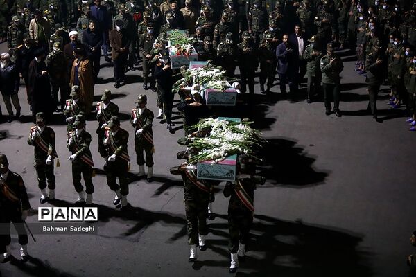 تشییع پیکر سه شهید گمنام در دانشگاه افسری امام علی(ع)
