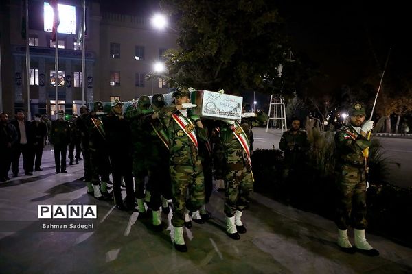 تشییع پیکر سه شهید گمنام در دانشگاه افسری امام علی(ع)