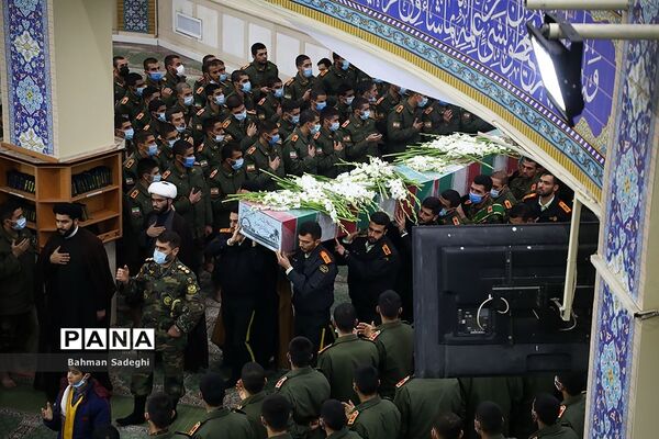 تشییع پیکر سه شهید گمنام در دانشگاه افسری امام علی(ع)