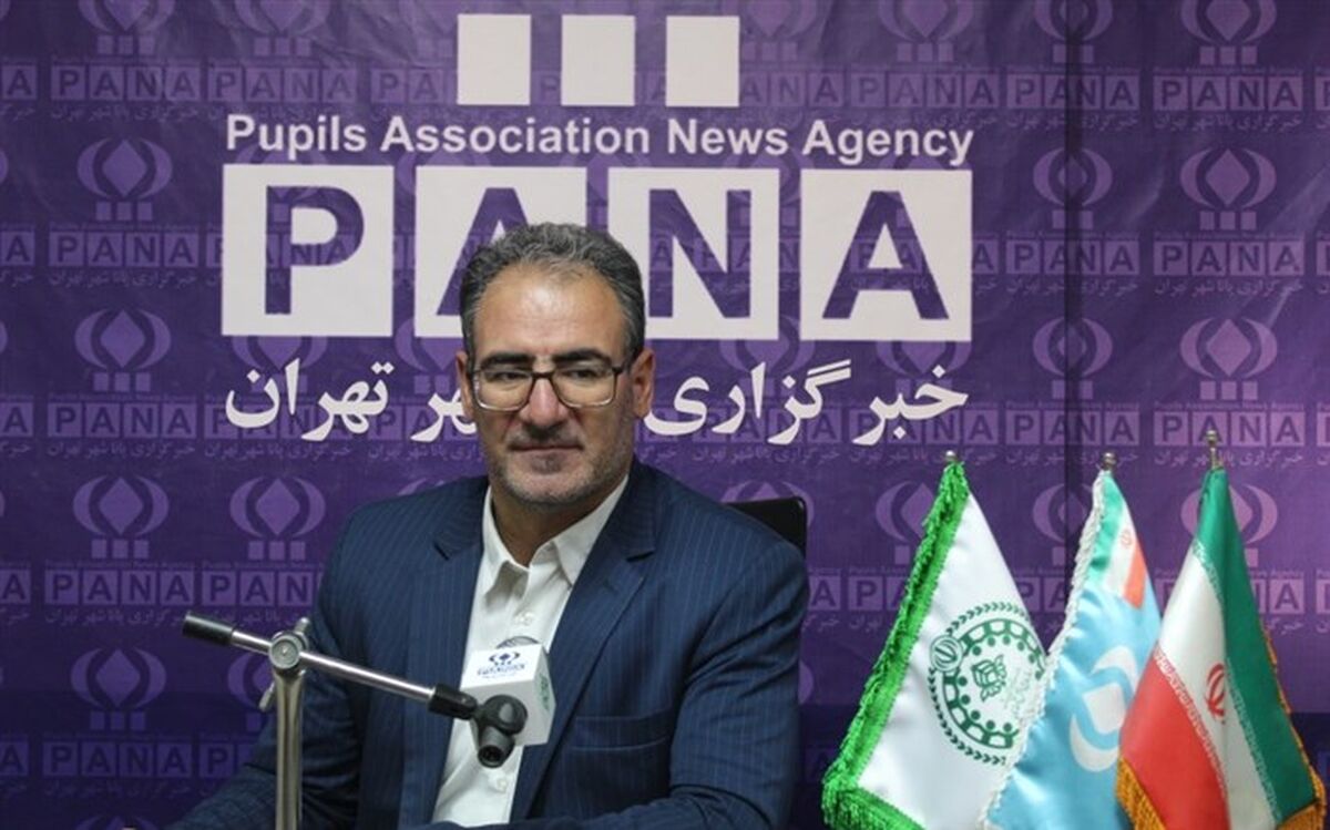 زنده نگهداشتن حماسه سترگ ٩ دی؛ وظیفه ای مهم بر دوش همگان به ویژه فرهنگیان و دانش آموزان است