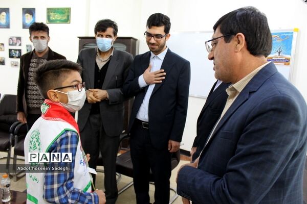 دیدار دانش‌آموزان تشکل‌های دانش‌آموزی با رئیس و کارکنان نهضت سوادآموزی استان بوشهر