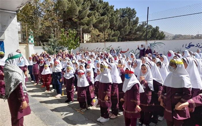 مدارس و دانش‌آموزان، خاستگاه اوج احساس، غیرت، تعهد و وفاداری به شهید سلیمانی هستند