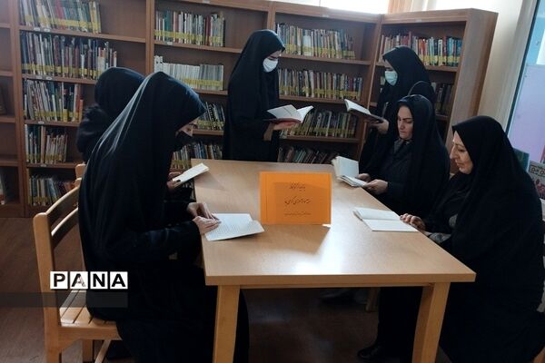 بازدید از کتابخانه فرهنگ‌سرای قلم در بهارستان2