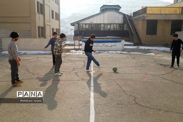 مسابقات فوتبال جام شهید حاج قاسم سلیمانی در مدارس رودهن