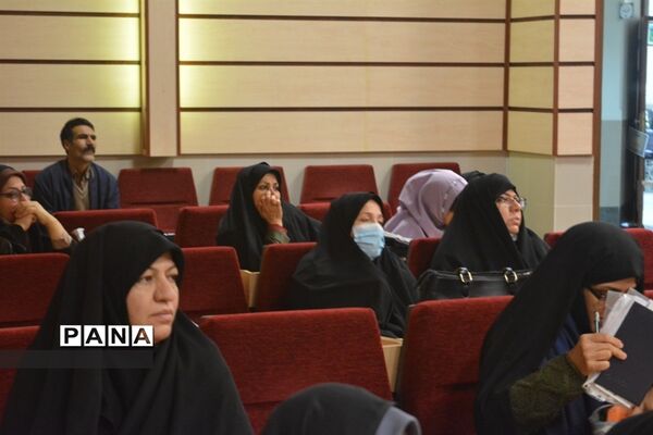 برگزاری جلسه بصیرتی کانون بسیج فرهنگیان ناحیه یک مشهد