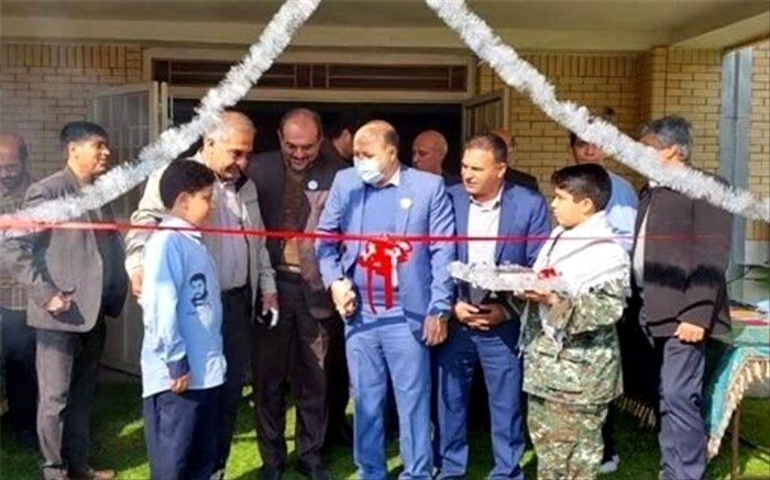 افتتاح یک زمین چمن ورزشی طرح شهید سلیمانی در دبستان شاهد حیات ناحیه 3 شیراز