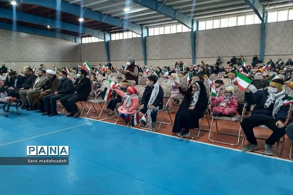 همایش سربازان کوچک سردار دلها در شهرستان قرچک