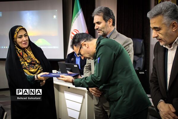 مراسم بزرگداشت دهه مقاومت و گرامیداشت سالگرد شهادت سردار سلیمانی در ارومیه