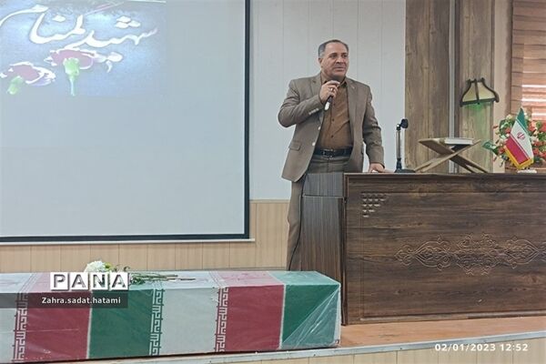 تشییع شهدای گمنام در اداره آموزش‌و‌پرورش پاکدشت