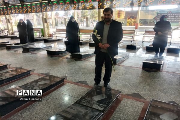 گلباران مزار شهدا به‌مناسبت سالروز شهادت سردار دل‌ها