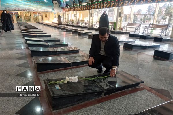 گلباران مزار شهدا به‌مناسبت سالروز شهادت سردار دل‌ها